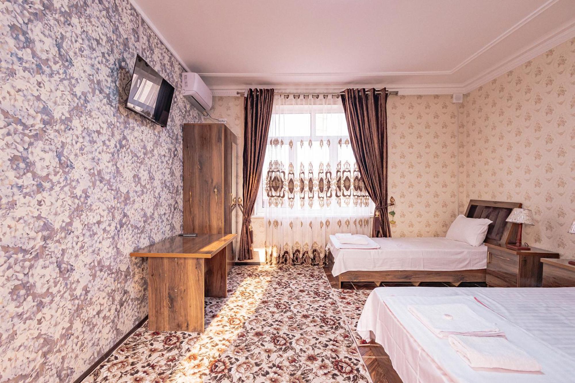 Major Guest House Fergana Exterior photo